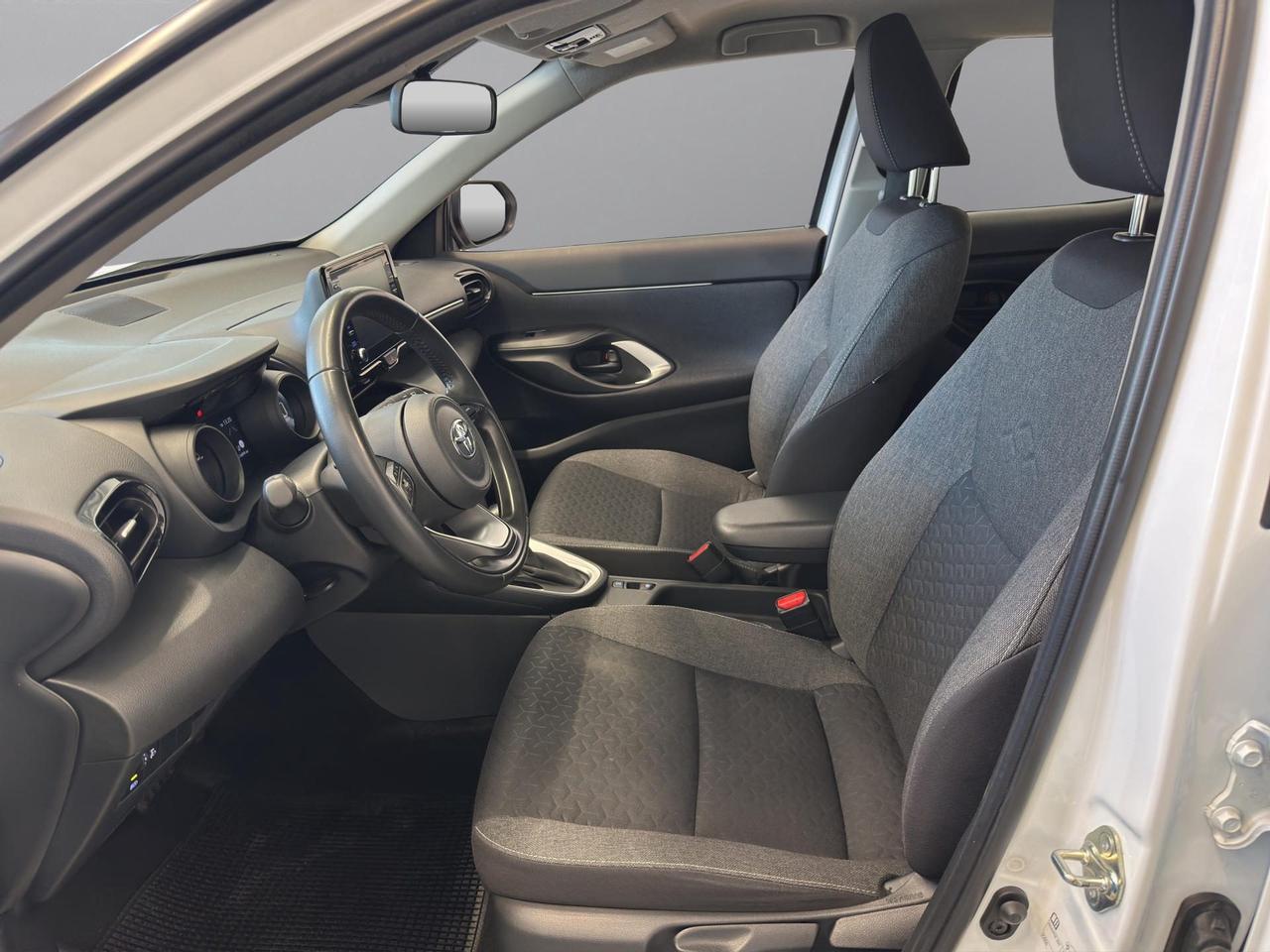Toyota Yaris Cross 1.5h Active fwd 116cv e-cvt