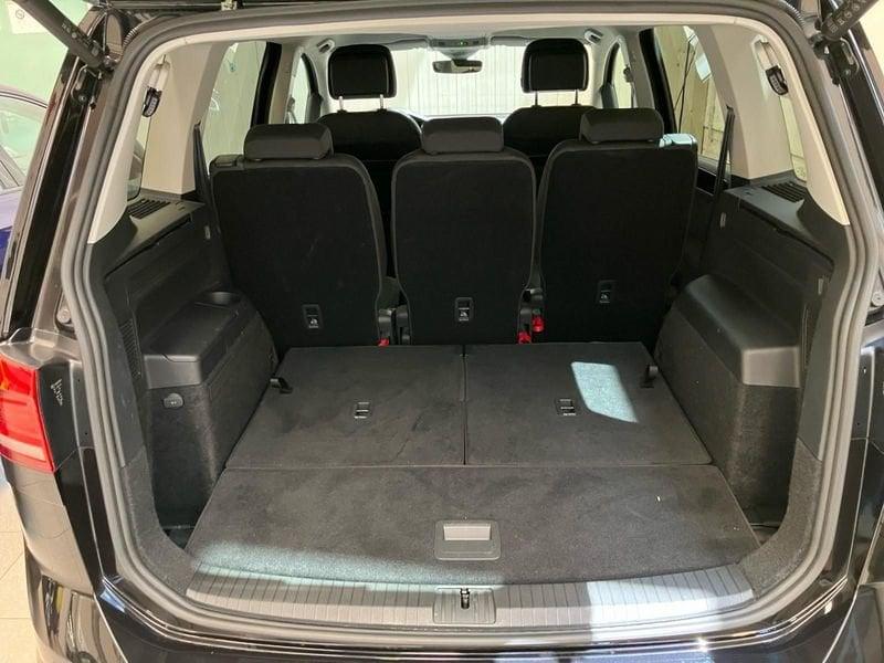 Volkswagen Touran 2.0 TDI 150 CV SCR DSG Executive BlueMotion Tech.