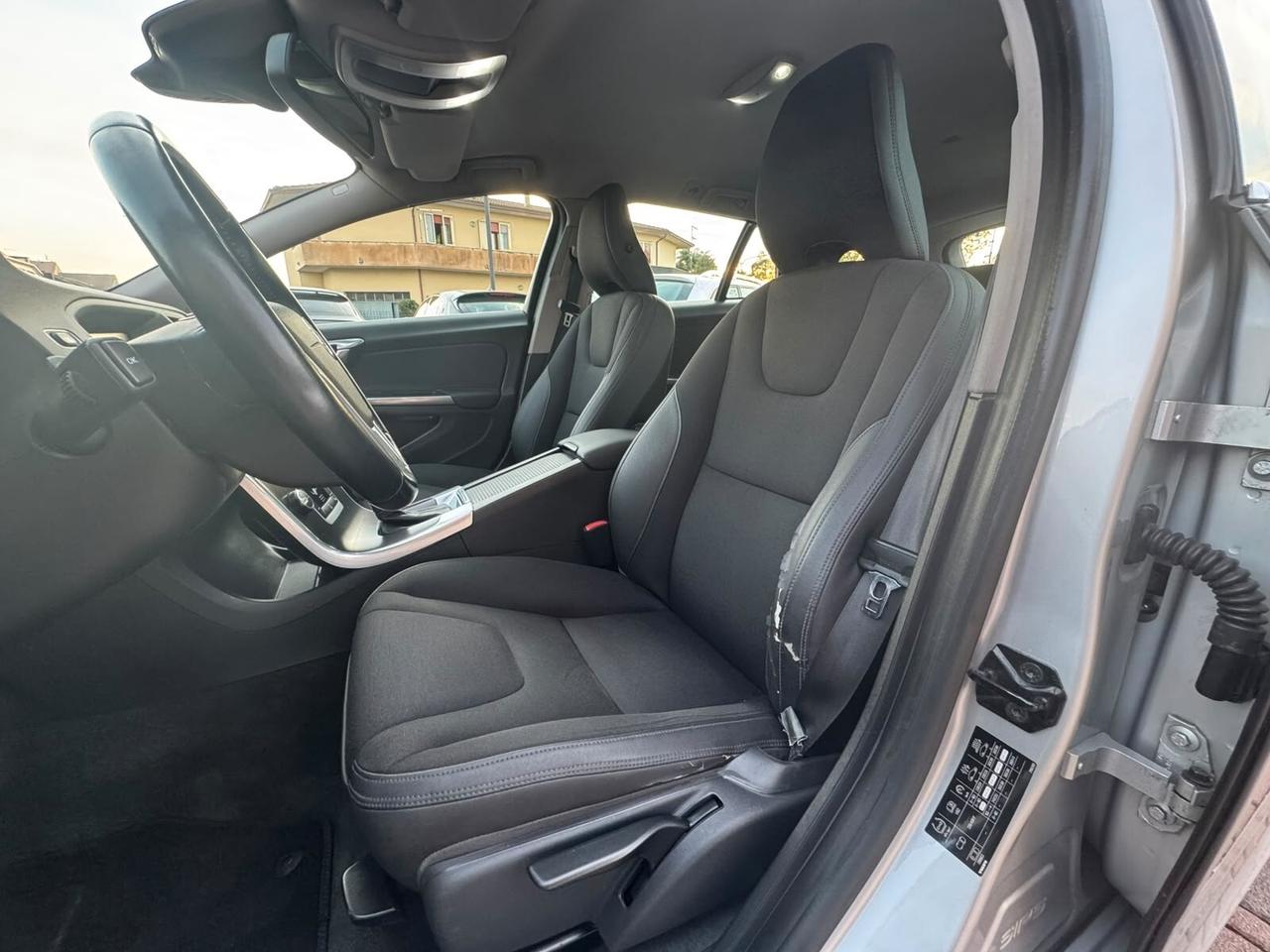 Volvo V60 D2 1.6 Automatica