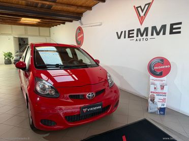 TOYOTA Aygo 1.0 12V VVT-i 5p.Deep Oc. Conn. MMT