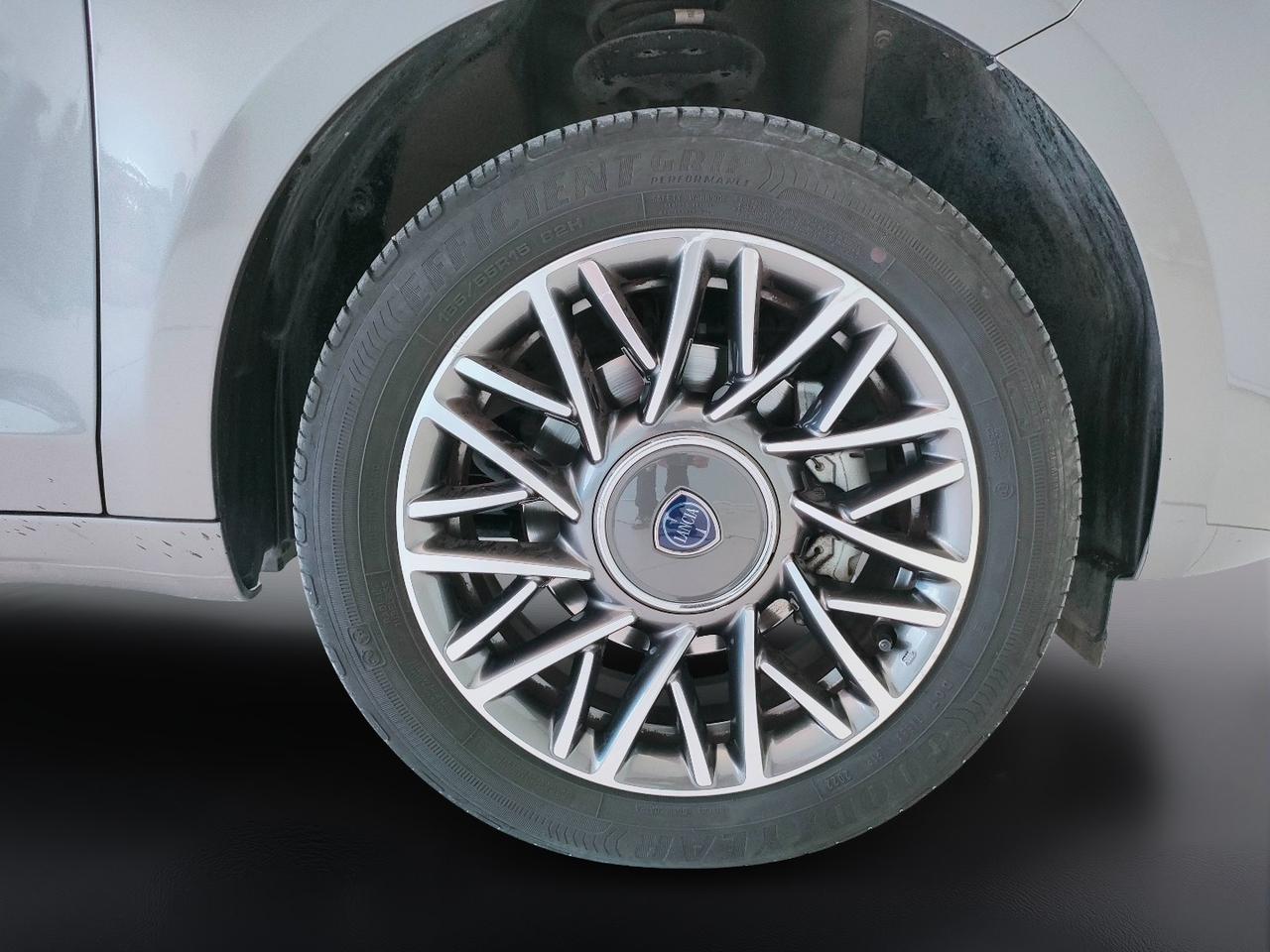 LANCIA Ypsilon III 2021 - Ypsilon 1.0 firefly hybrid Gold s&s 70cv