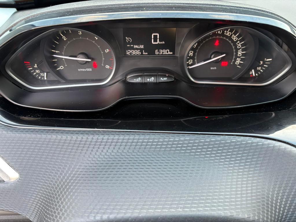 Peugeot 2008 2008 1.6 bluehdi Allure 100cv