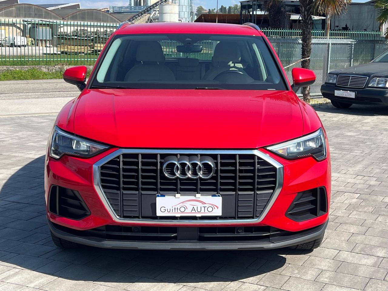 Audi Q3 40 TFSI quattro S tronic Business
