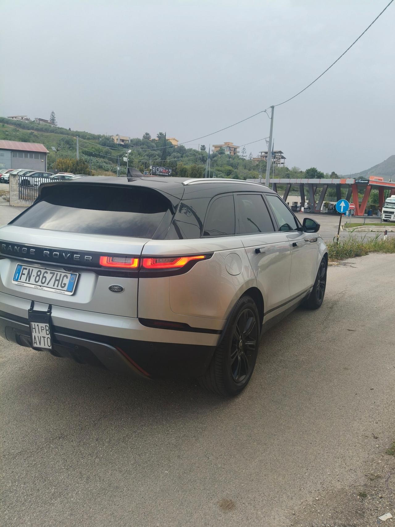 Land Rover Range Rover Velar Range Rover Velar 2.0D I4 240 CV R-Dynamic