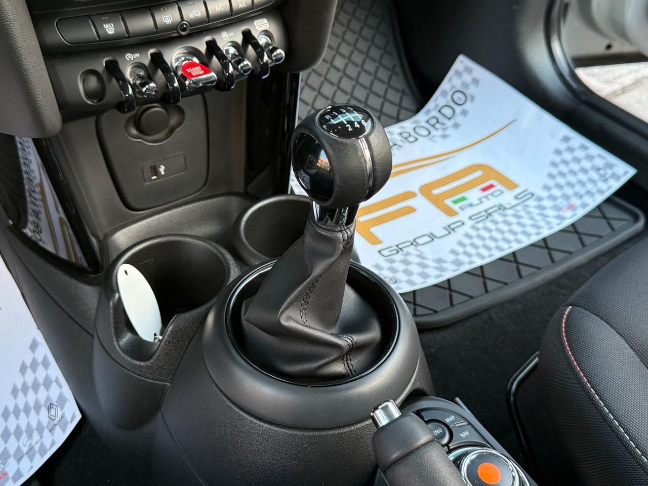 Mini 1.5 Cooper D 5porte B.Street NAVI LED - 2019