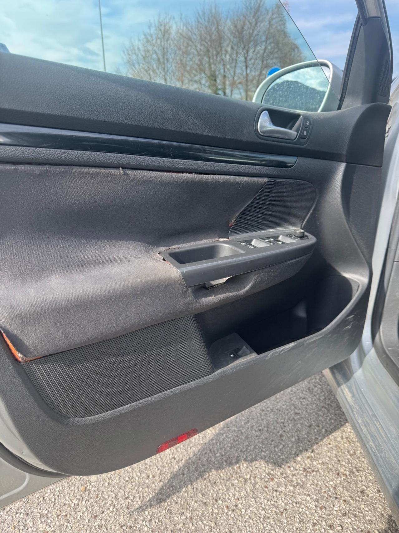 Volkswagen Golf 1.9 TDI DPF 5p. GT Sport