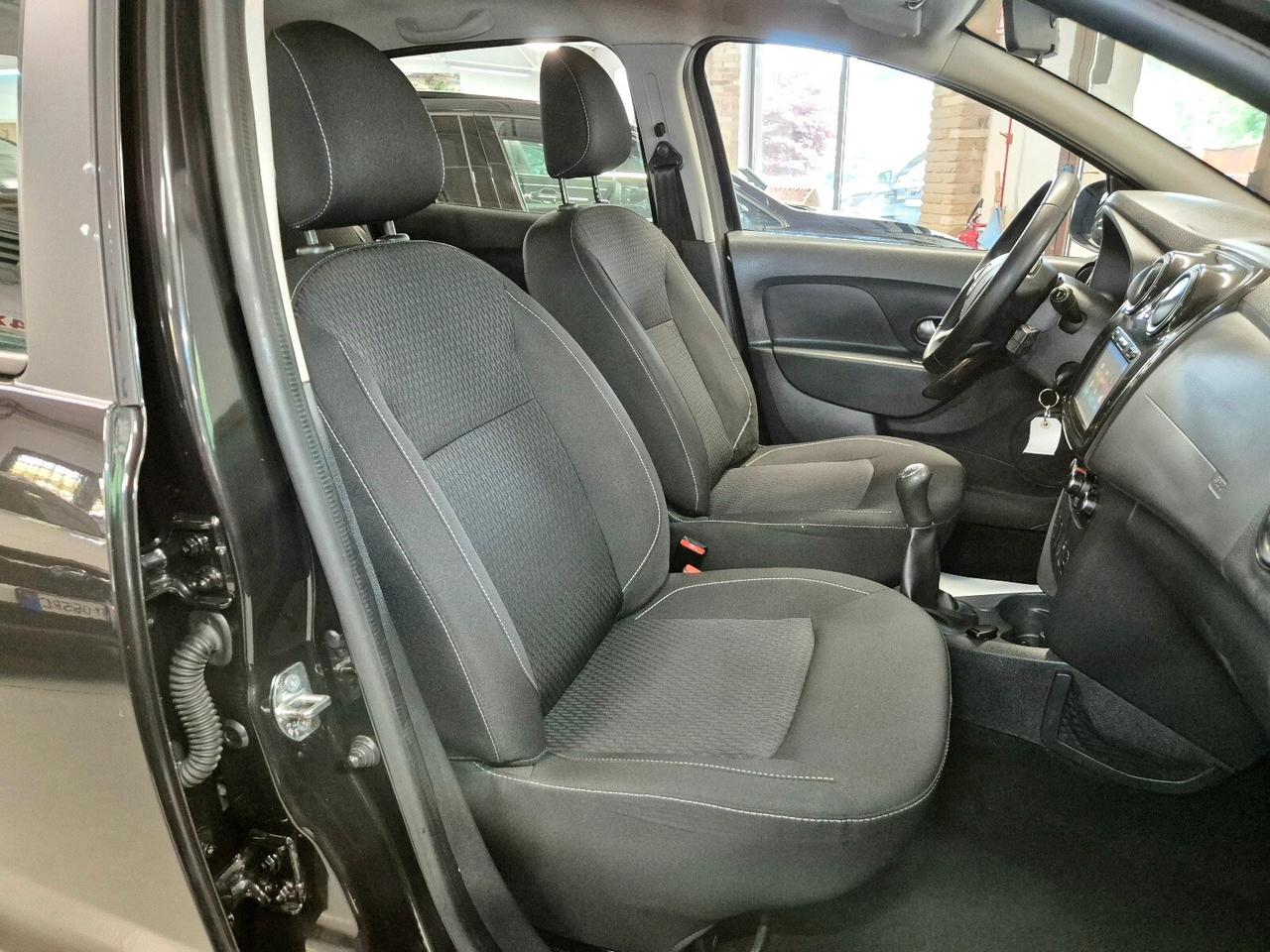 Dacia Sandero 1.5 dCi 8V 75CV Start&Stop Lauréate ** NEOPATENTATI **