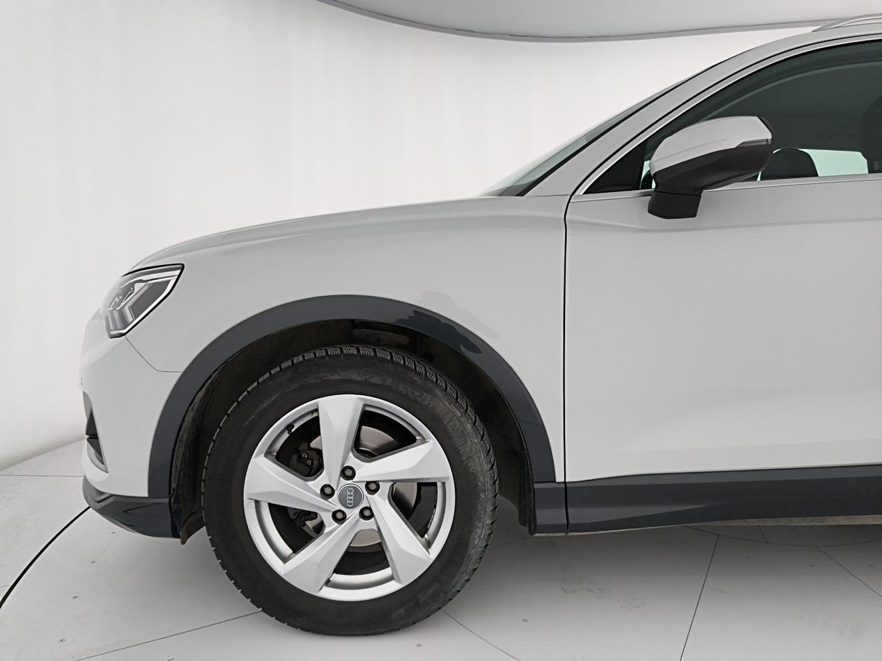 Audi Q3 35 2.0 tdi Business Advanced