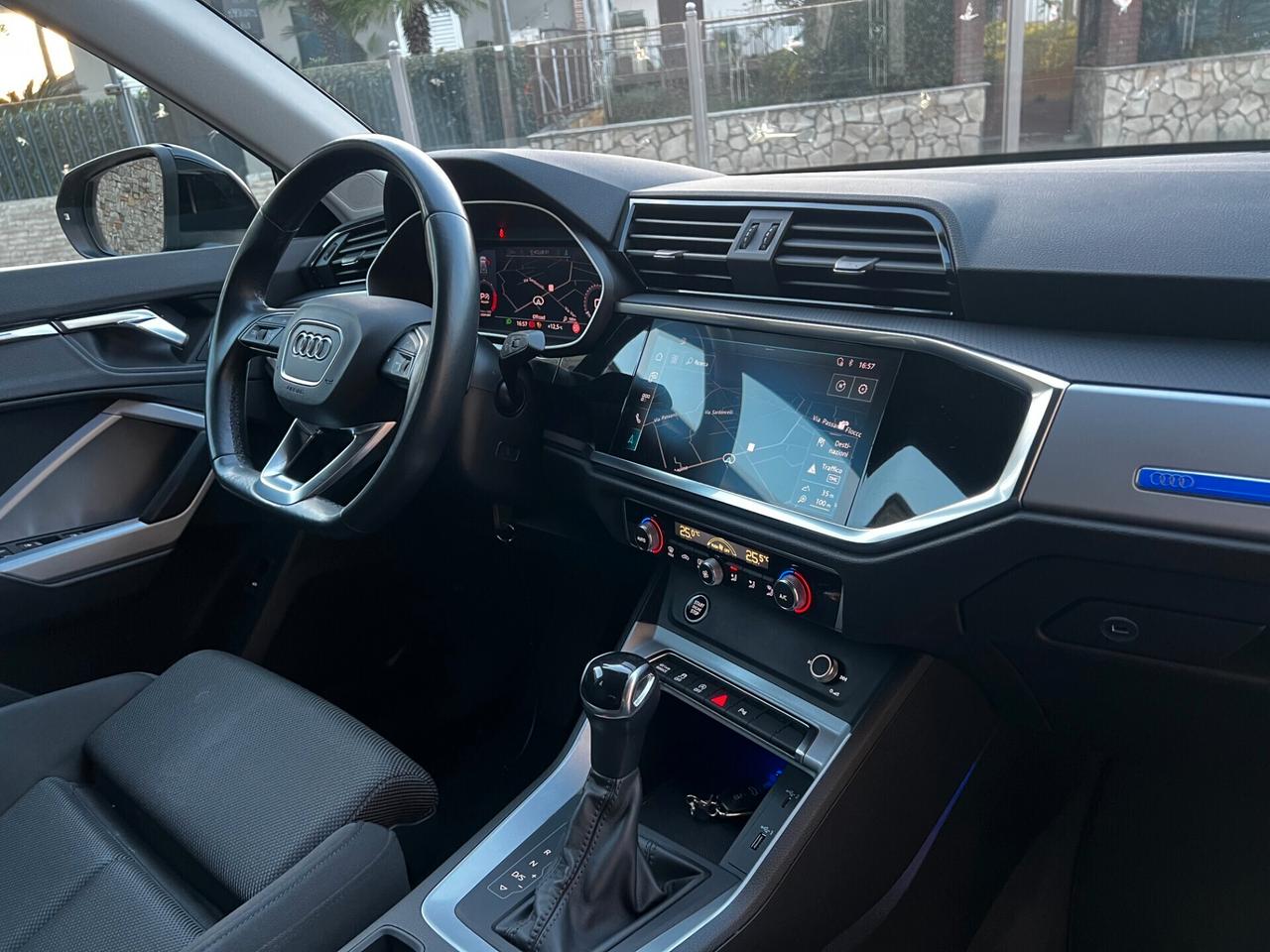 Audi Q3 35 TDI S tronic - 2020