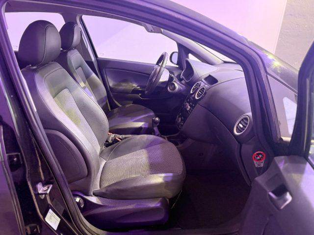 OPEL Corsa 1.2 5 P. Cosmo