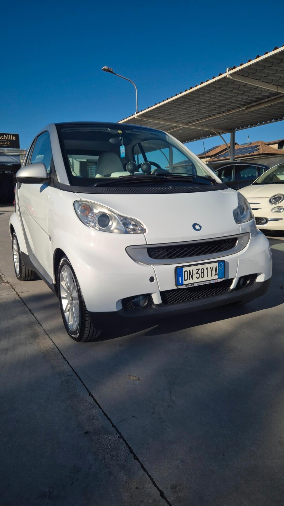 Smart ForTwo 1000 52 kW coupé passion