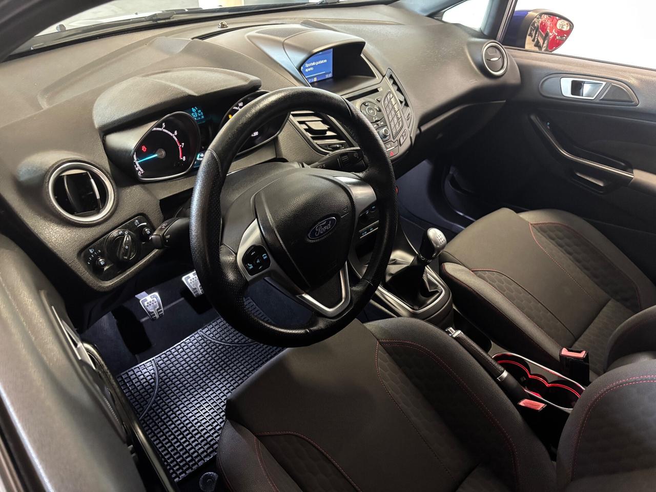 Ford Fiesta 1.0 BENZINA ST-Line