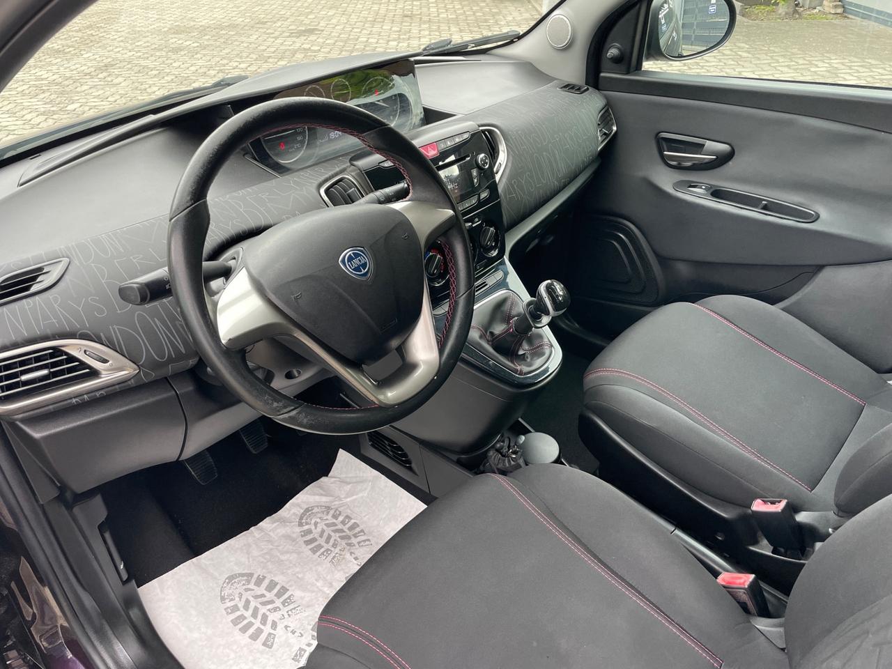Lancia Ypsilon 1.2 69 CV 5 porte GPL Ecochic Elefantino