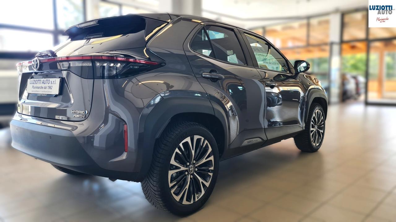 Toyota Yaris Cross 1.5 HYBRID 4WD LOUNGE