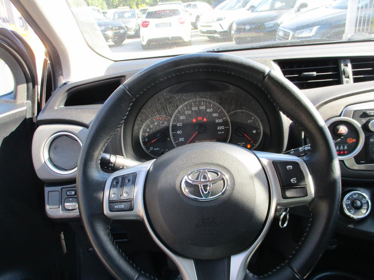 Toyota Yaris 5 Porte Yaris 5p 1.0 Active OK NEOPAT./Camera/Bluetooth