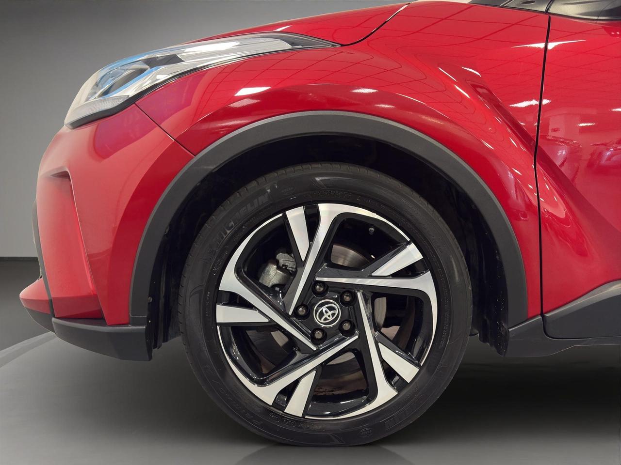 Toyota C-HR 1.8h Trend e-cvt