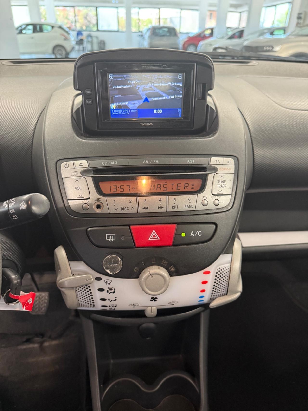 Toyota Aygo 1.0 12V VVT-i 5 porte Lounge Connect