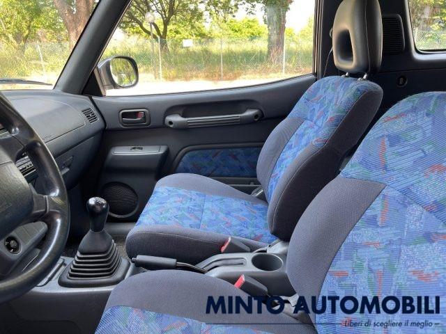 TOYOTA RAV 4 2.0i 16V 128CV 4X4 CLIMA AUTORADIO CERCHI IN LEGA