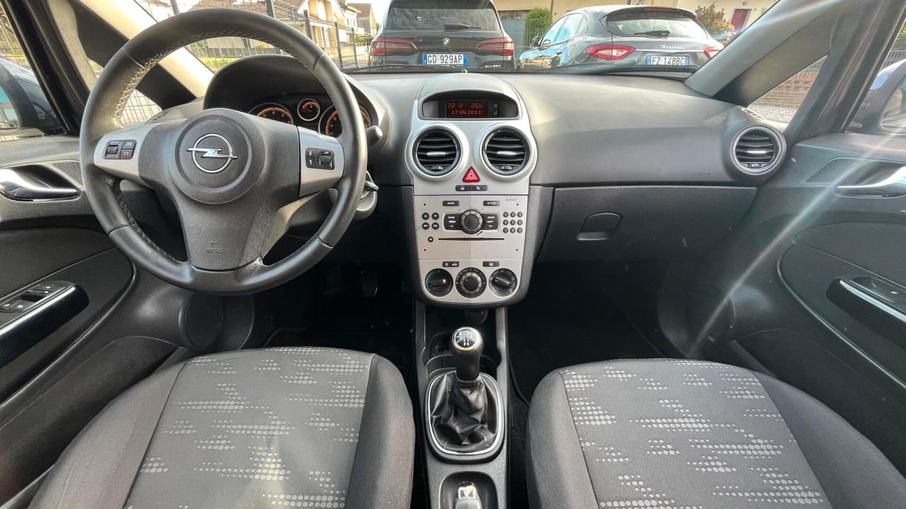 OPEL CORSA 1.2 5 porte Club
