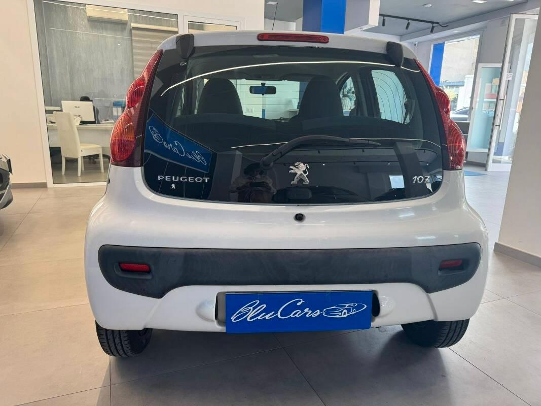 Peugeot 107 2012 1.0 12v Active 5p