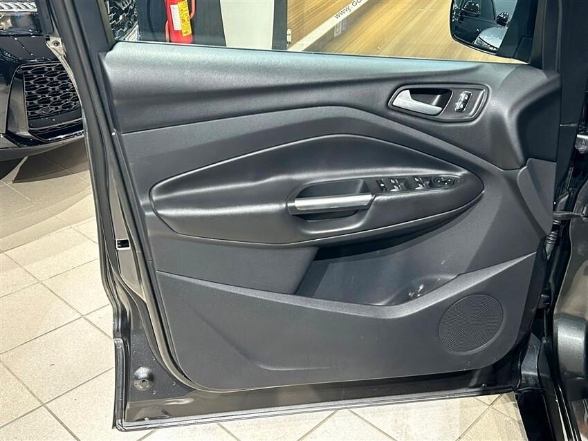Ford Kuga 2.0 TDCI 180 CV S&S 4WD ST-Line