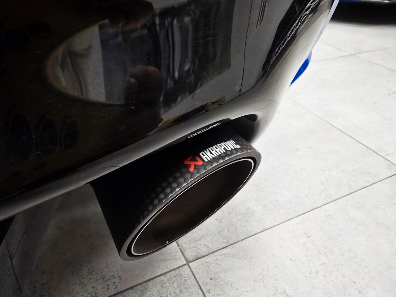 BMW 135 F40 M135i xDrive AKRAPOVIC_ALCANTARA_TETTO_LED BMW