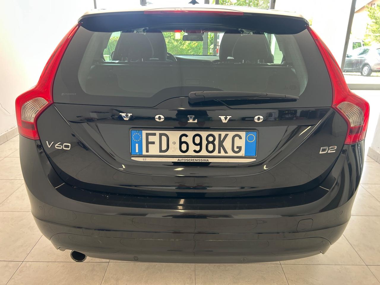 Volvo V60 2.0 D2 88Kw 2016 EURO6 AUT.