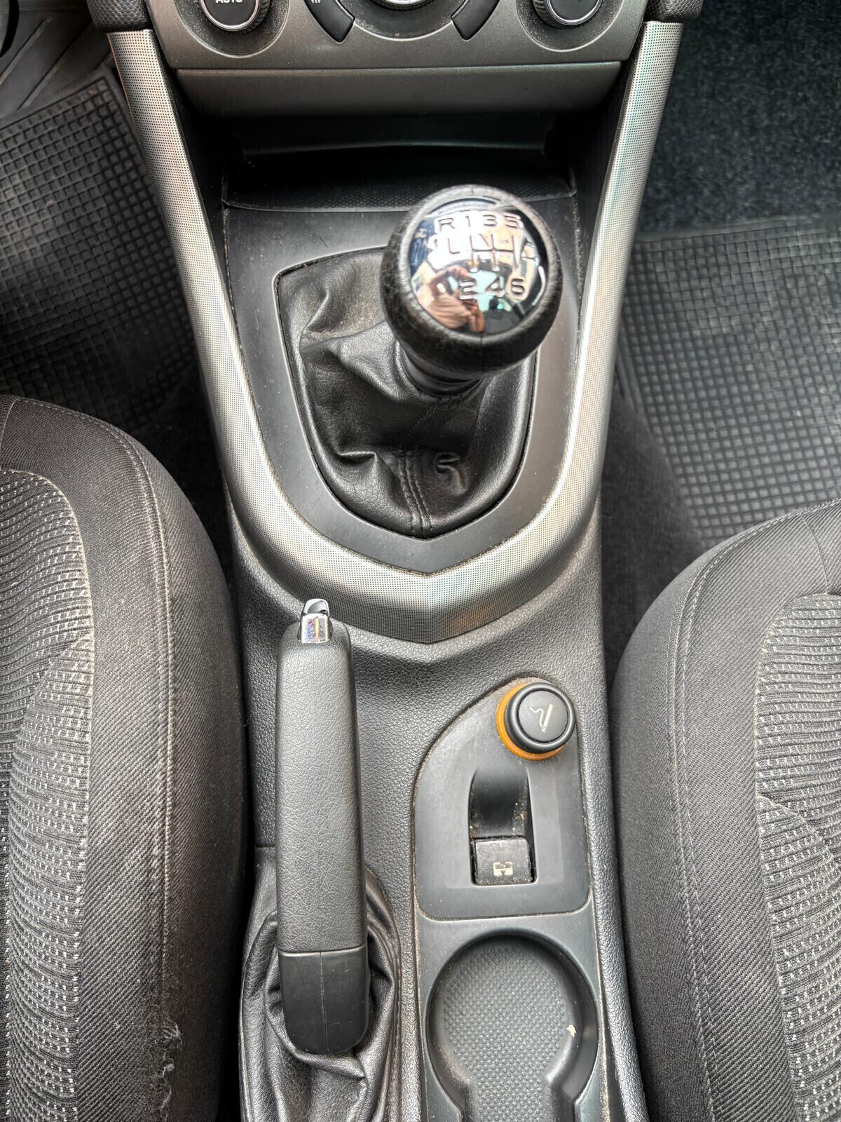 Peugeot 308 1.6 HDi SW 6 posti