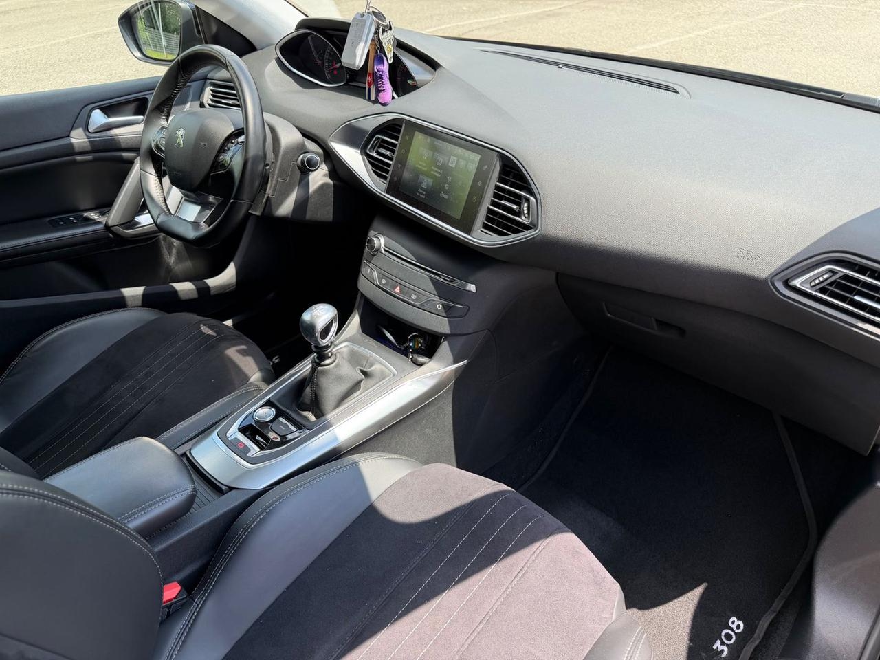 Peugeot 308 Allure 1.2 PureTech 130 #11213