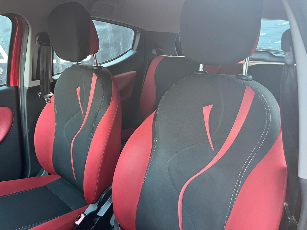 Lancia Ypsilon 1.2 BENZINA E GPL