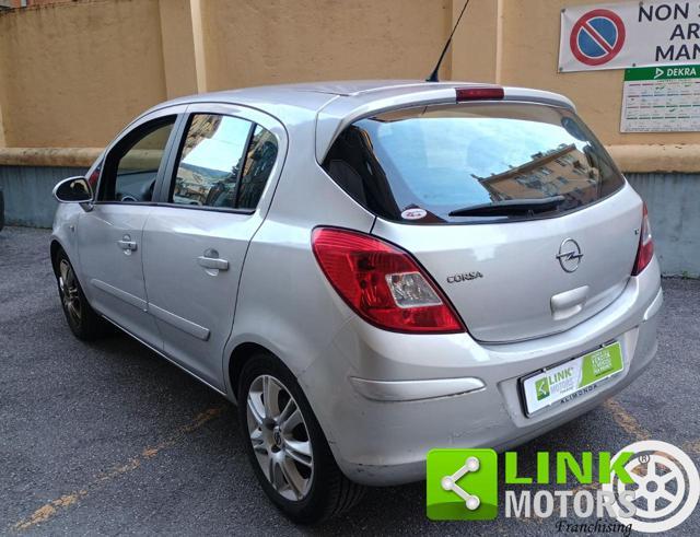 OPEL Corsa 1.2 12V 5 porte Club
