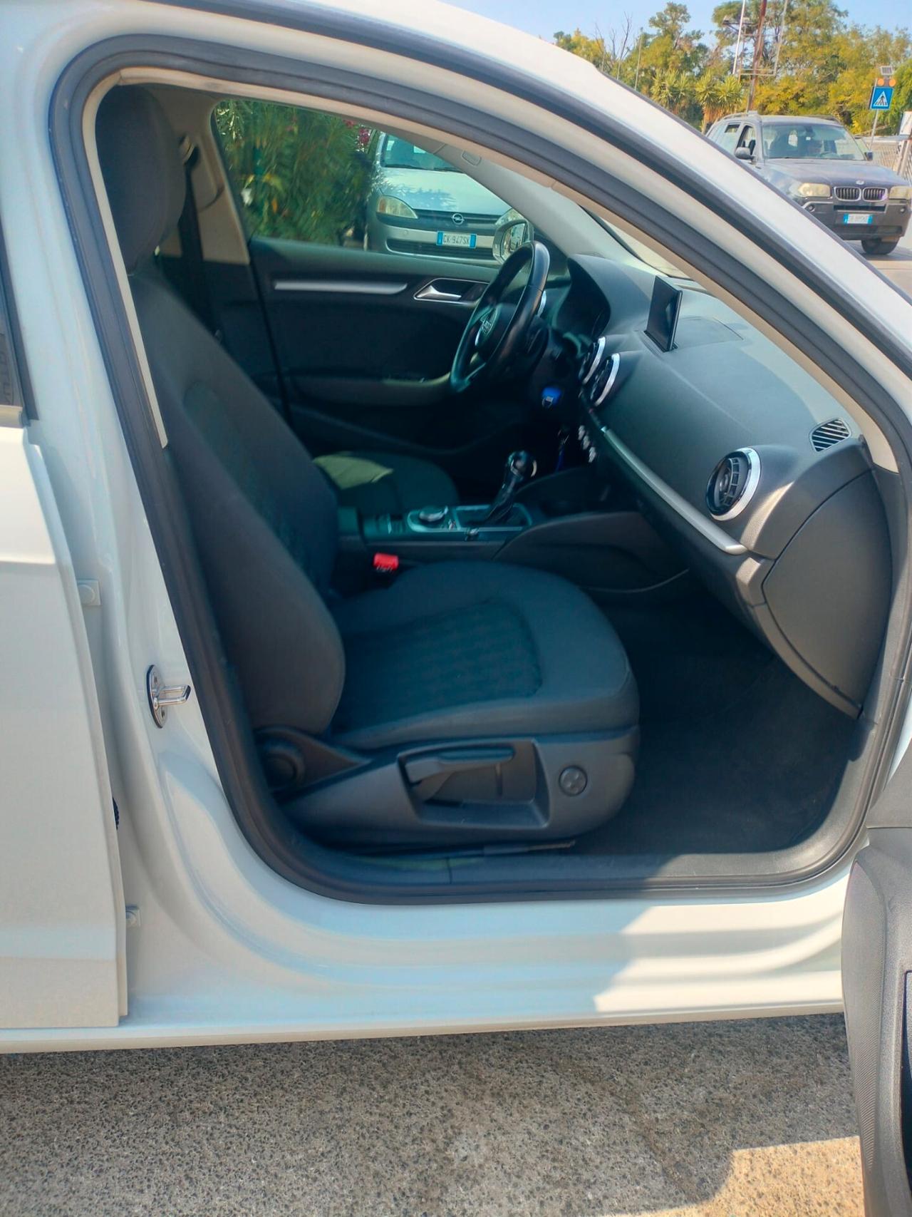 Audi A3 SPB 1.6 TDI S tronic