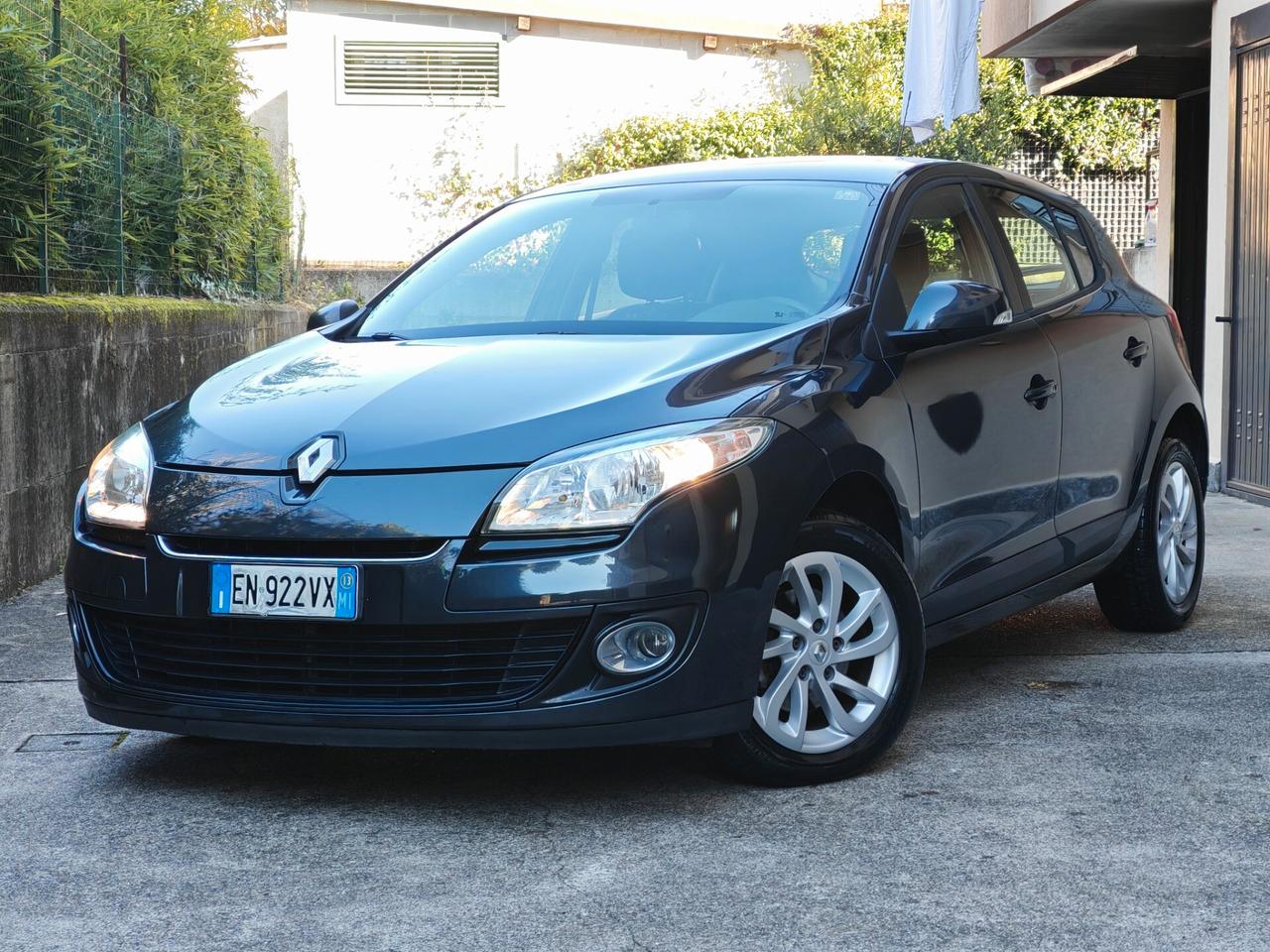 Renault Mégane 1.6 BENZINA 110cv / 30.250km / Unipro