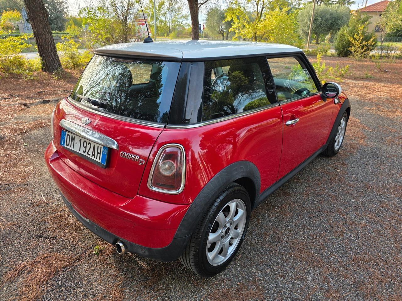 Mini Cooper D COUPER 1.6