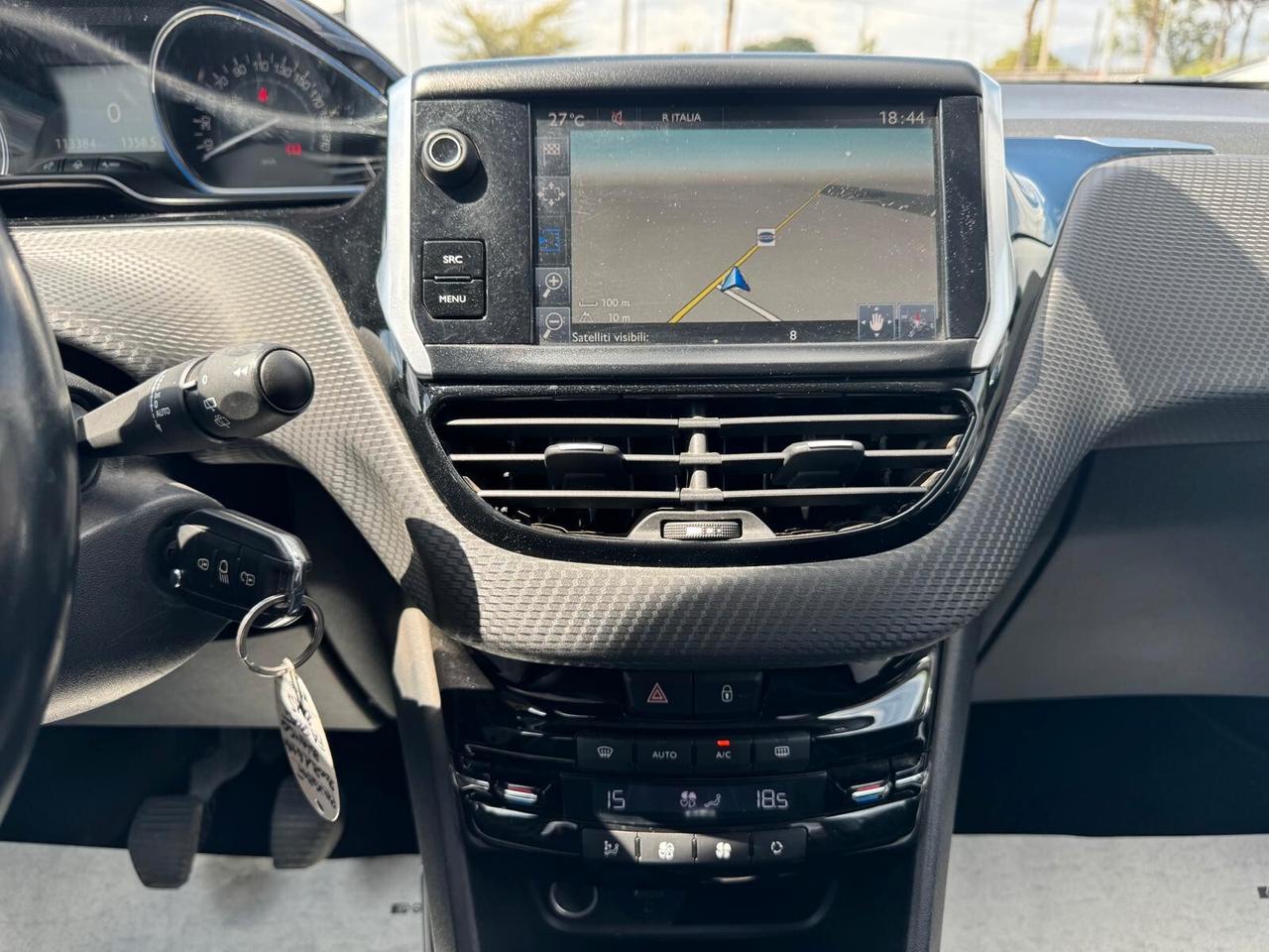 Peugeot 2008 1.6 BLUEHDI 120CV FULL OPT 2015
