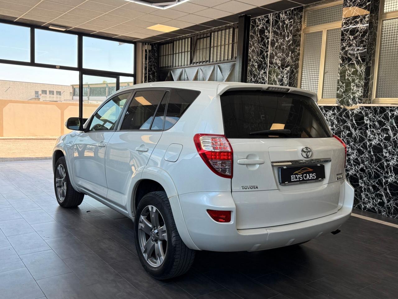Toyota RAV 4 RAV4 Crossport 2.2 D-4D 150 CV Lounge