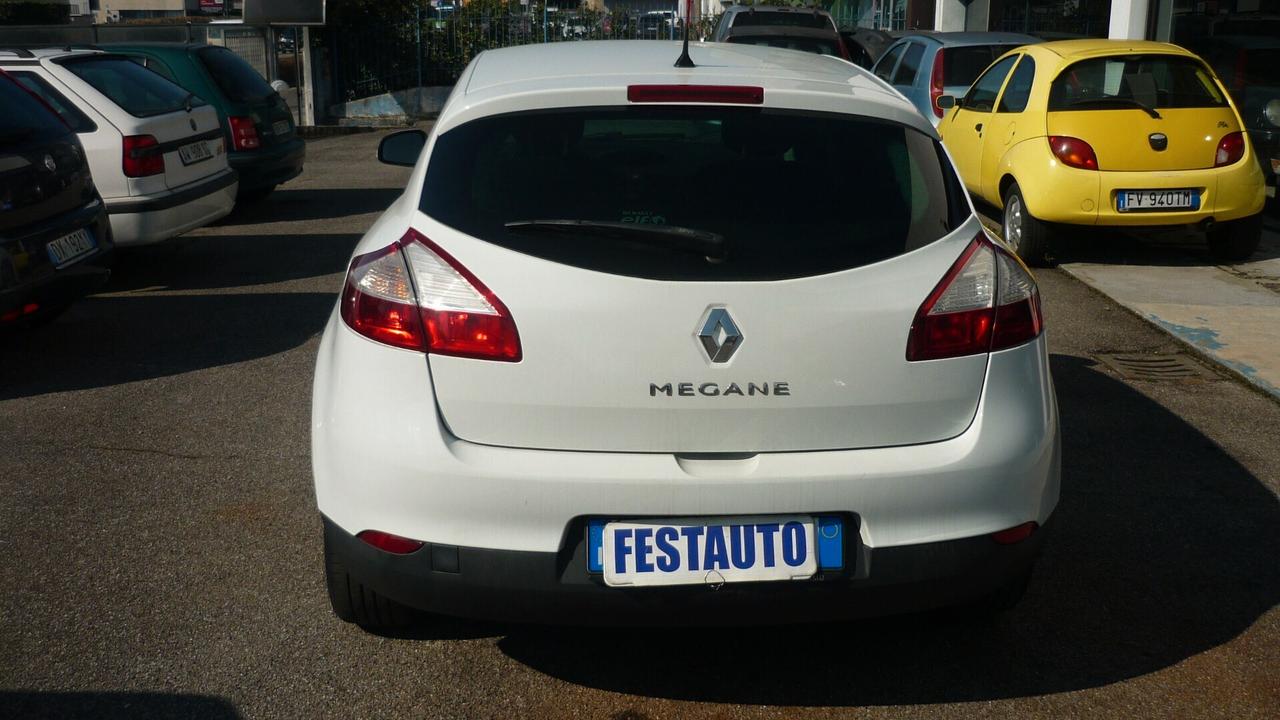Renault Megane Mégane 2.0 CVT Dynamique