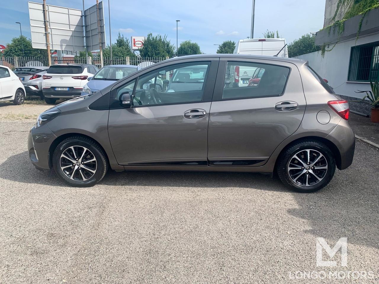 Toyota Yaris 1.5 Hybrid 5 Porte Trend “Bronze Edition”