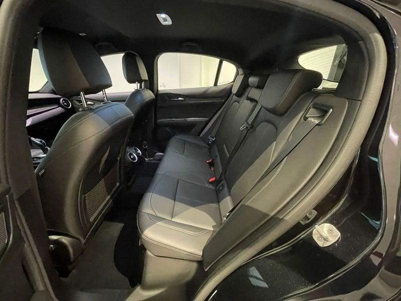 Alfa Romeo Stelvio 2.2 Turbodiesel 160 CV AT8 RWD Ti