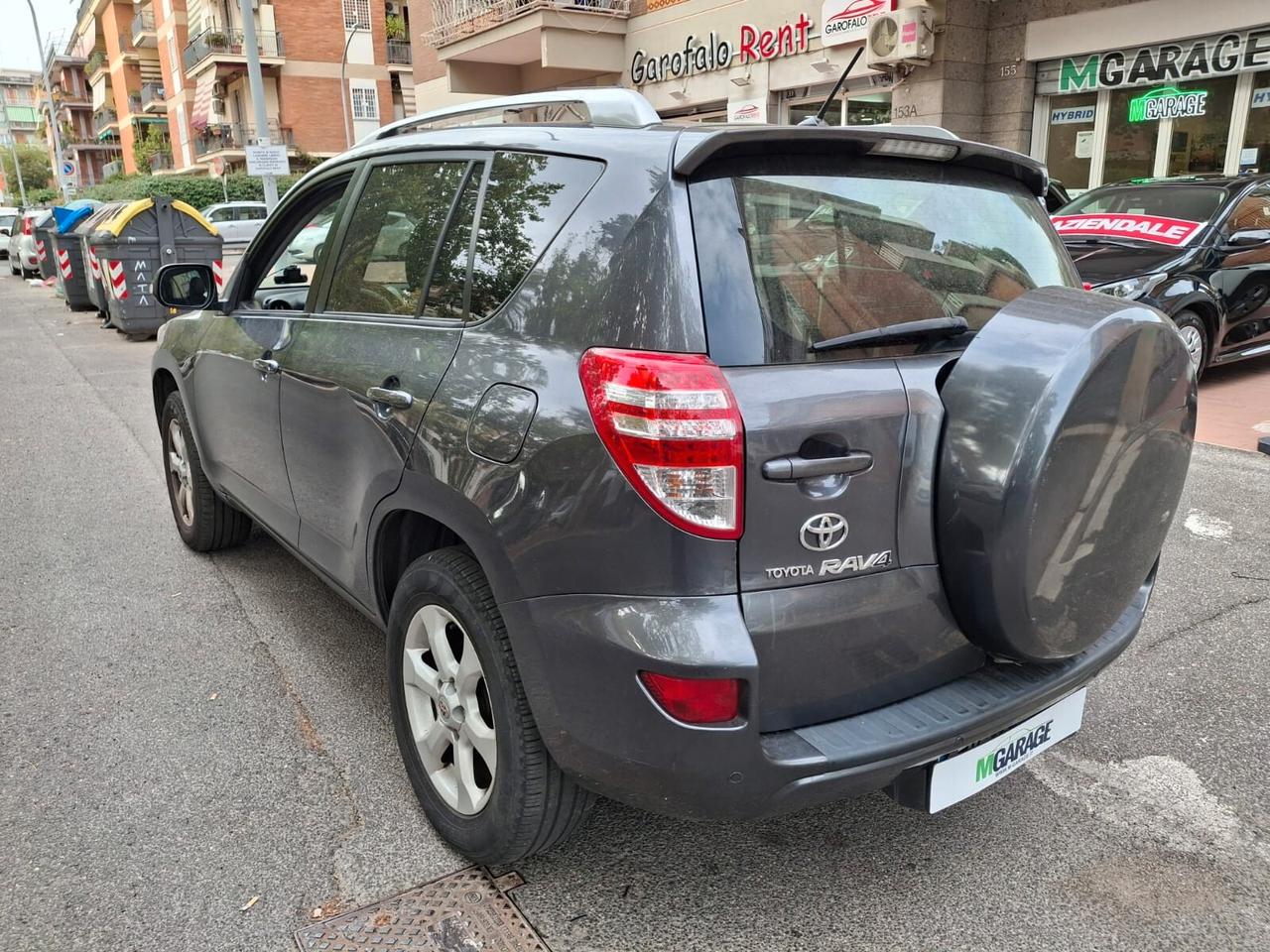 Toyota RAV 4 RAV4 2.2 D-4D 150 CV Lounge