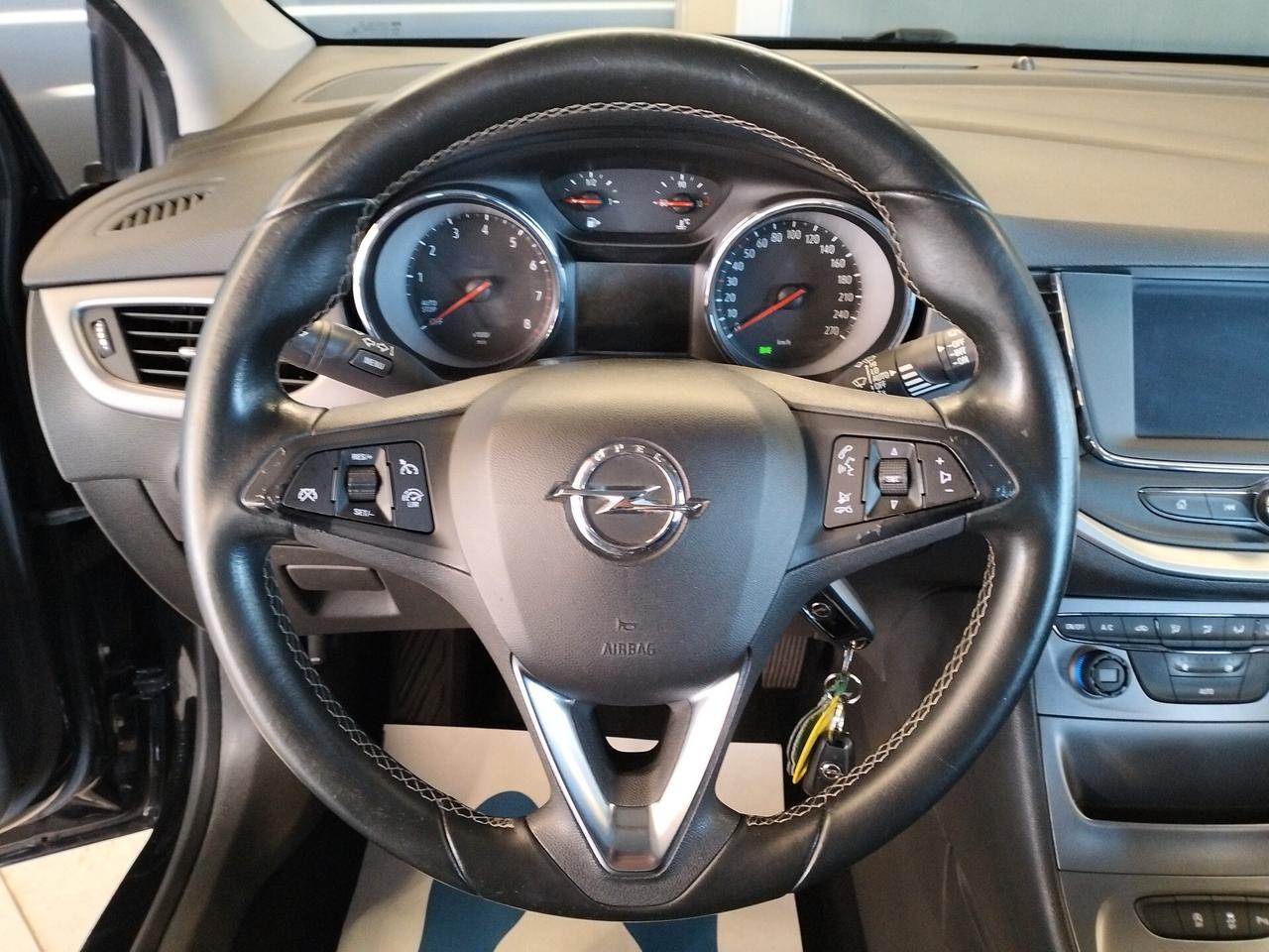 Opel Astra 1.4 Turbo 140CV 4 porte Advance