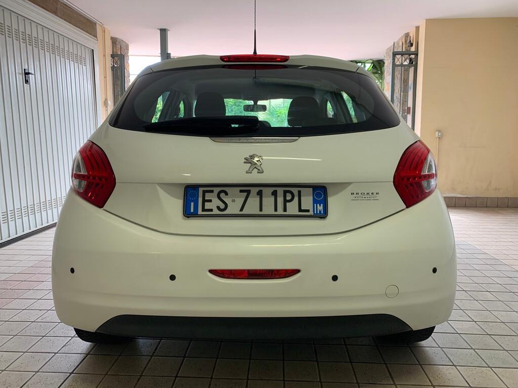 PEUGEOT 208 PURE TECH 82CV 5P 1.2 BENZ