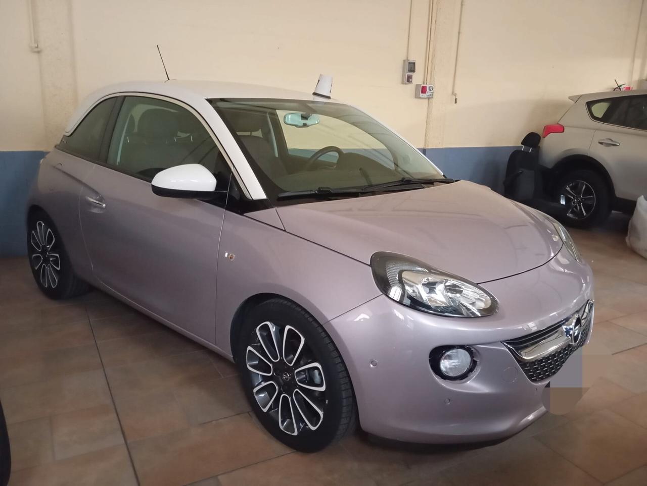 Opel Adam 1.2 70 CV Glam ritiriamo usato