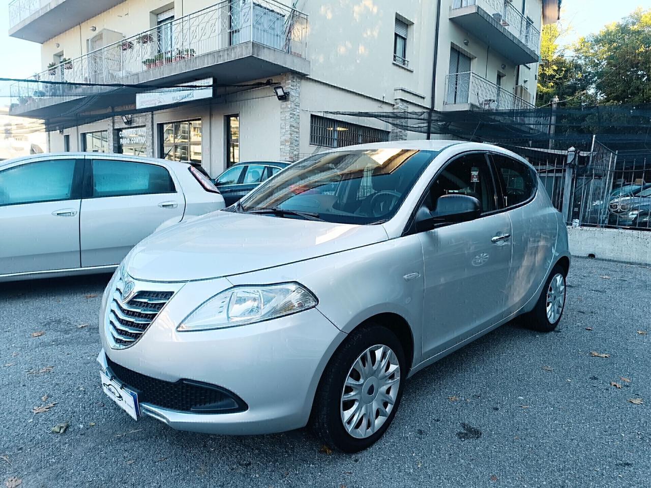 Lancia Ypsilon 1.2 SILVER CON GARANZIA 12 MESI