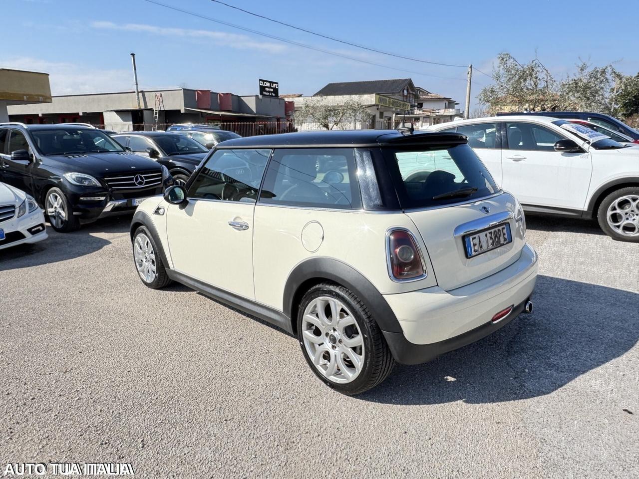 MINI COOPER D AUTOMATICA ADATTA NEOPATENTATI