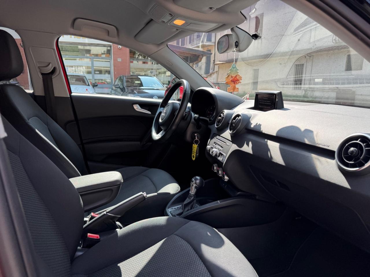 Audi A1 SPB S tronic S LINE AUTOMATICA TAGLIANDI CERTIFICATI AUDI