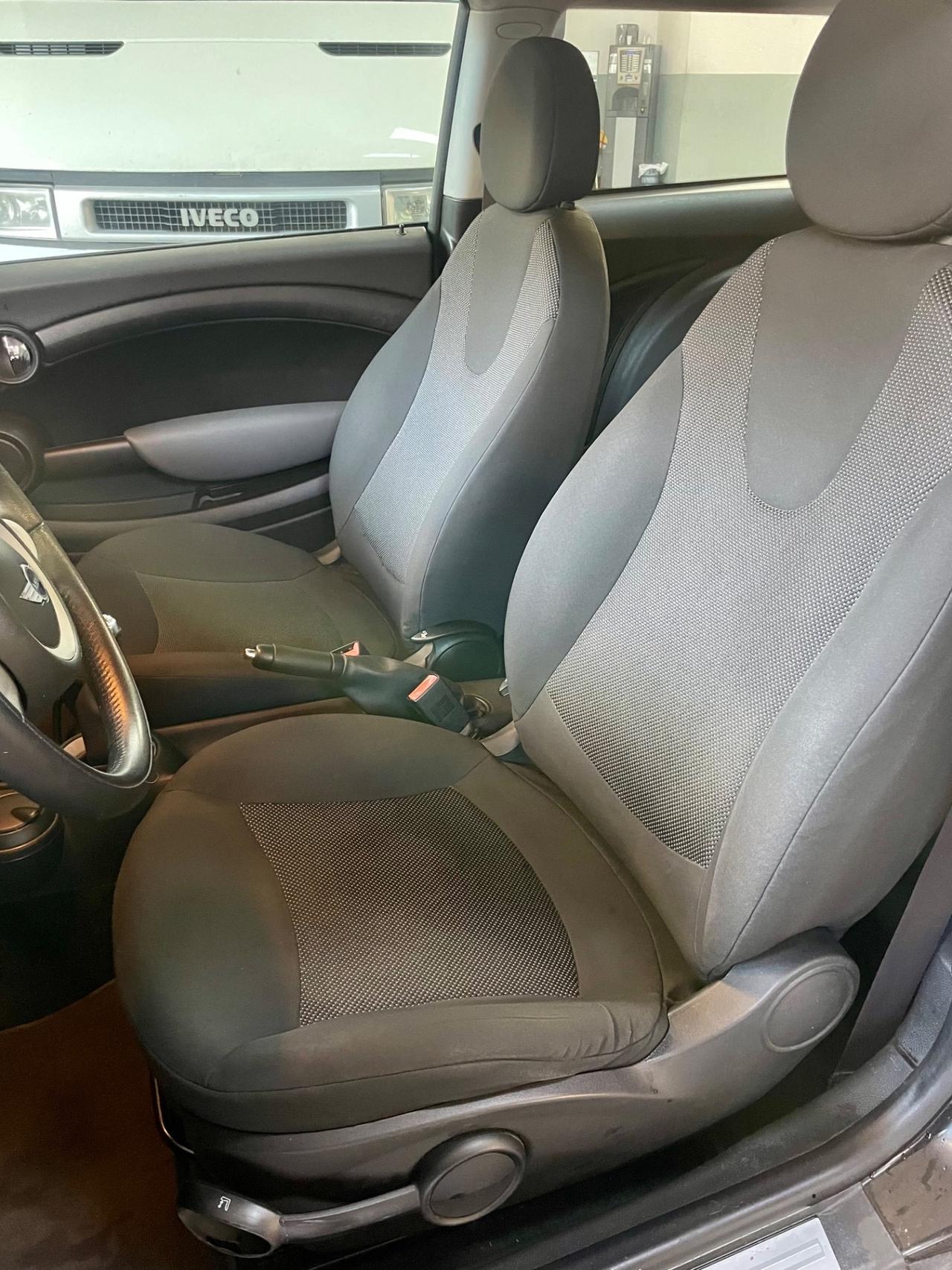 Mini 1.4 16V One ideale per neopatentati