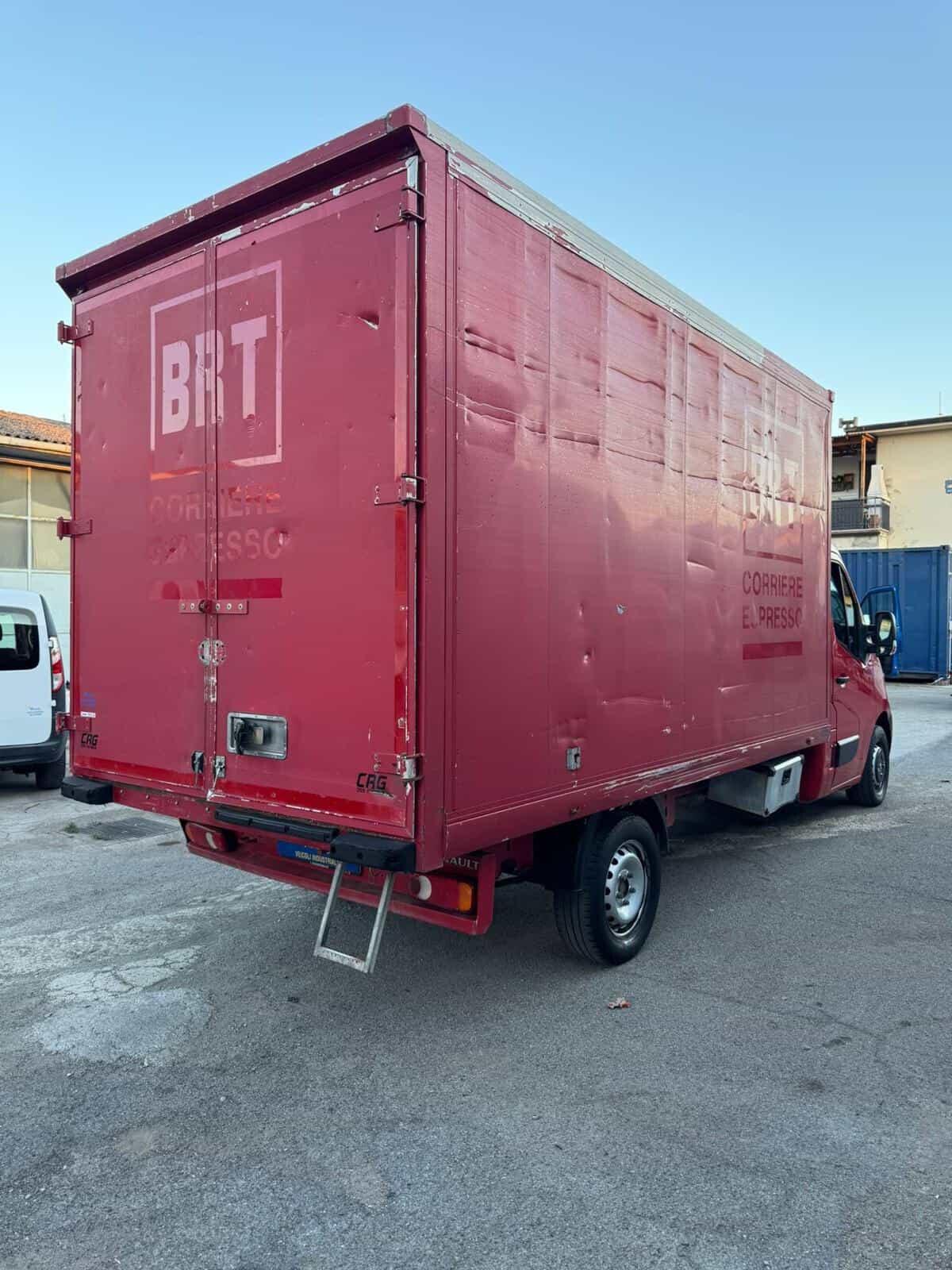 O394 FURGONE RENAULT MASTER 2017