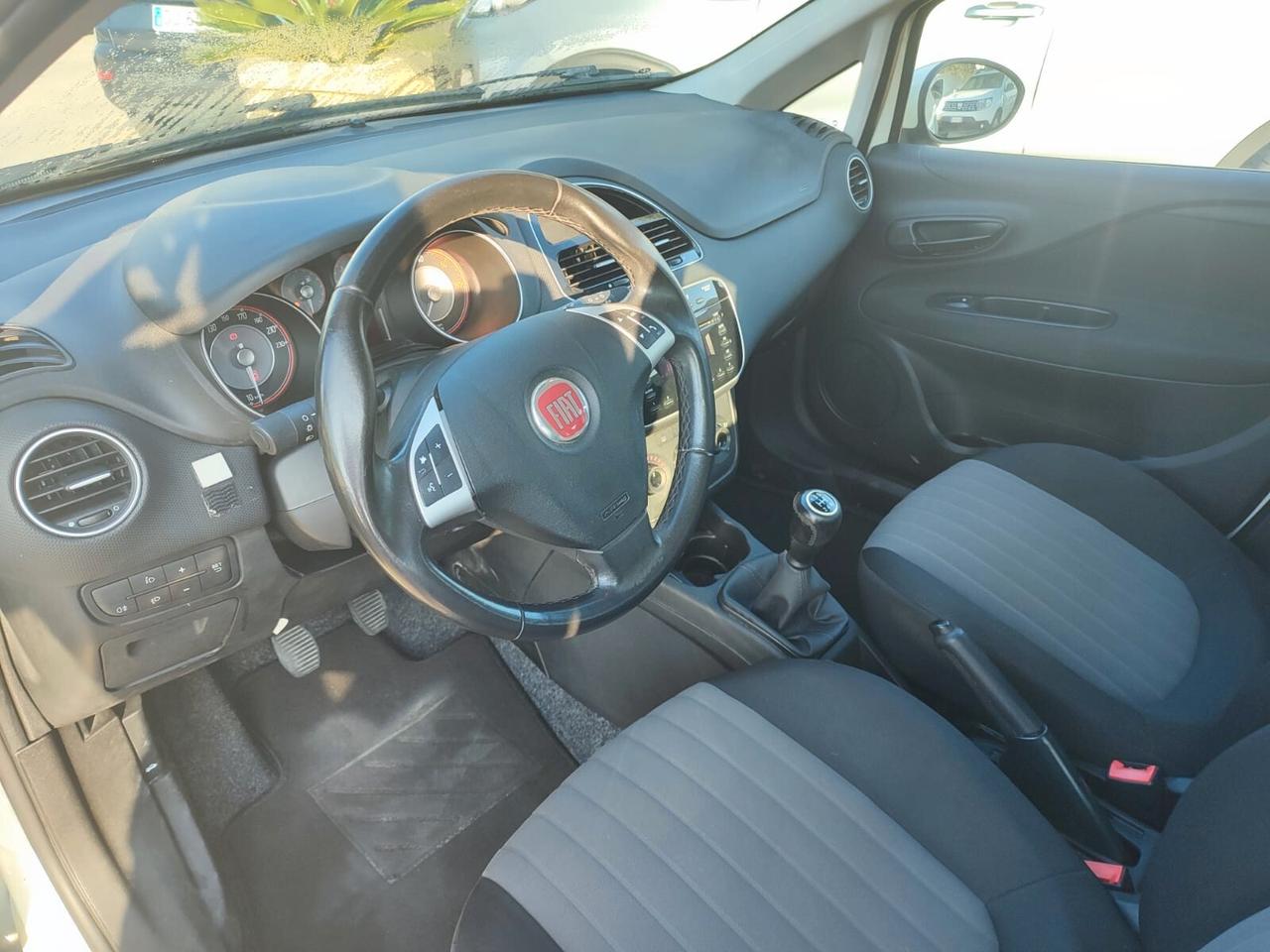 Fiat Punto 1.3 MJT 95CV S&S 5 porte 4 posti N1