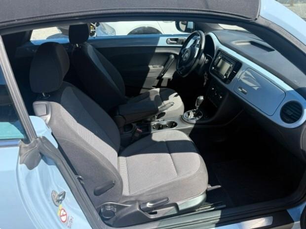 Volkswagen Maggiolino Cabrio 1.6 TDI DSG Design